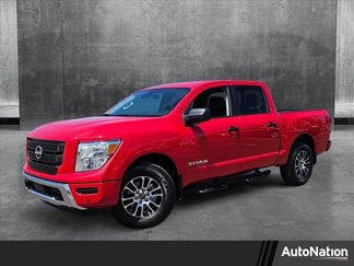 Used 2024 Nissan Titan SV w/ SV Convenience Package image 1