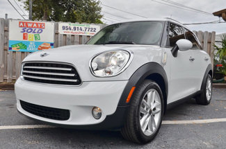 Used 2014 MINI Cooper Countryman image 1