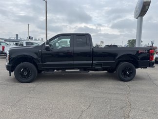 New 2025 Ford F350 XLT image 1