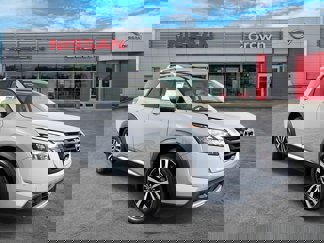 New 2025 Nissan Pathfinder Platinum image 1