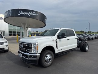 New 2025 Ford F350 XL image 1