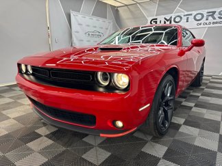 Used 2022 Dodge Challenger SXT w/ Blacktop Package image 1
