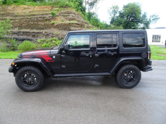 Used 2017 Jeep Wrangler Unlimited Sahara image 1