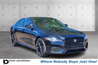Used 2022 Jaguar XF R-Dynamic SE image 1