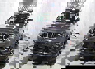 Used 2023 Jeep Grand Cherokee 4WD 4xe image 1