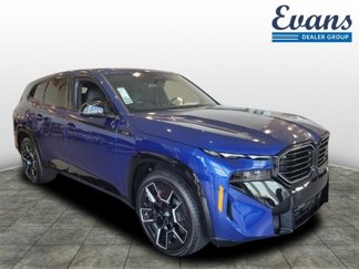 New 2023 BMW XM image 1