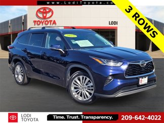 Certified 2023 Toyota Highlander Platinum image 1