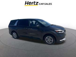 Used 2024 Kia Carnival LX image 1
