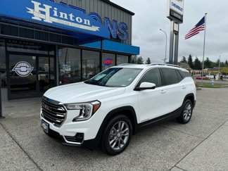 Used 2024 GMC Terrain SLT image 1