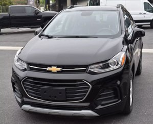 Used 2019 Chevrolet Trax LT w/ LT Convenience Package image 1