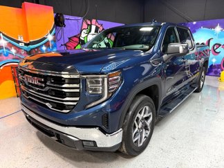 Used 2022 GMC Sierra 1500 SLT w/ SLT Premium Plus Package image 1