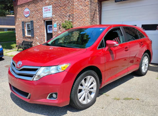 Used 2013 Toyota Venza LE image 1