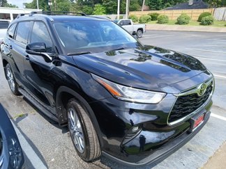 New 2025 Toyota Highlander Limited image 1