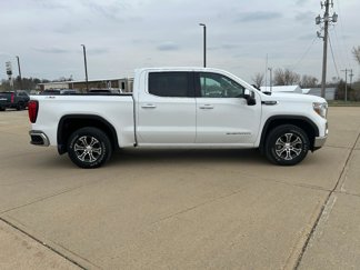 Used 2020 GMC Sierra 1500 SLT image 1
