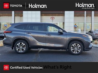 Certified 2024 Toyota Highlander XLE image 1