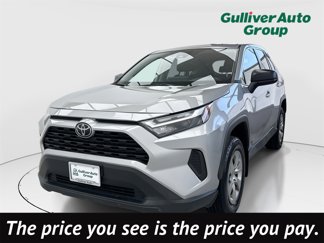 Used 2023 Toyota RAV4 LE video 1