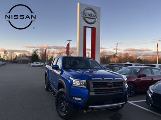 New 2025 Nissan Frontier PRO-4X w/ Pro Premium Package image 1
