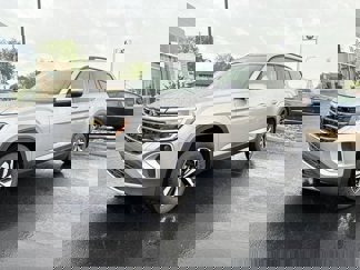 New 2025 Volkswagen Atlas SE image 1