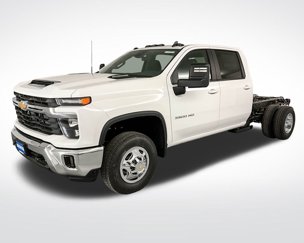 New 2025 Chevrolet Silverado 3500 LT w/ Convenience Package image 1