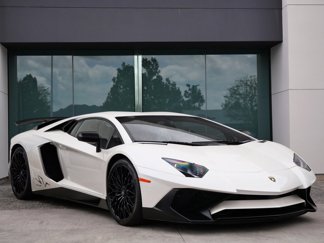 Used 2017 Lamborghini Aventador LP 750-4 Superveloce image 1