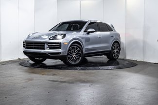 Used 2025 Porsche Cayenne image 1