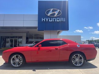 Used 2022 Dodge Challenger GT image 1