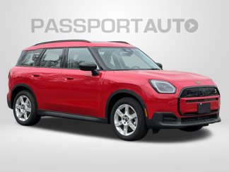 New 2025 MINI Cooper Countryman S E image 1