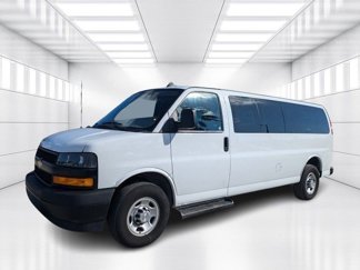 Used 2022 Chevrolet Express 3500 LS image 1