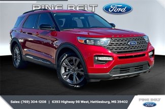 Certified 2022 Ford Explorer XLT w/ Equipment Group 202A image 1