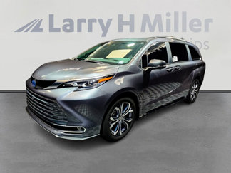 New 2025 Toyota Sienna Platinum image 1