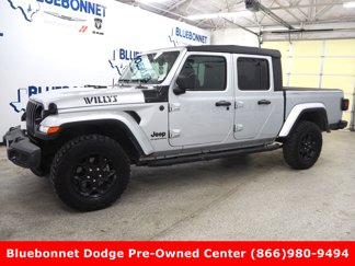 Used 2023 Jeep Gladiator Willys image 1