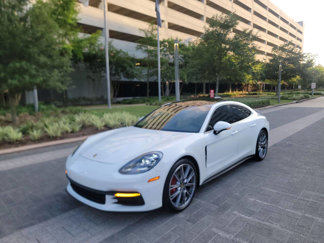 Used 2018 Porsche Panamera 4 image 1