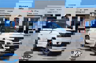 New 2025 Jeep Grand Cherokee Summit w/ Adv Protech Group IV image 1