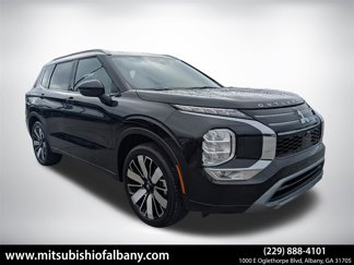 New 2025 Mitsubishi Outlander SEL image 1