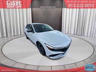 Used 2025 Hyundai Elantra Sport image 1