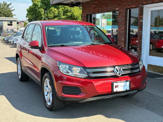 Used 2014 Volkswagen Tiguan SE image 1
