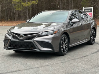 Used 2024 Toyota Camry SE w/ Convenience Package image 1