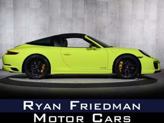 Used 2018 Porsche 911 Targa 4 GTS image 1