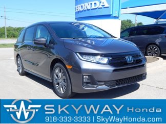 New 2025 Honda Odyssey Touring image 1