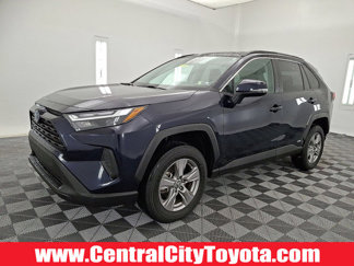 Used 2024 Toyota RAV4 XLE image 1