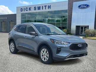 Certified 2024 Ford Escape Active image 1