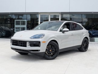 New 2025 Porsche Cayenne E-Hybrid image 1