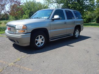Used 2002 GMC Yukon Denali image 1