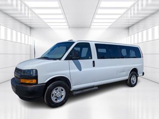 Used 2022 Chevrolet Express 3500 LS image 1