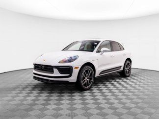 Used 2025 Porsche Macan image 1