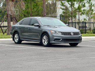 Used 2016 Volkswagen Passat 1.8T S image 1
