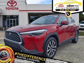 Used 2024 Toyota Corolla Cross XLE image 1