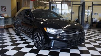 Used 2024 Volkswagen Jetta Sport image 1