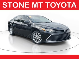 Certified 2023 Toyota Camry LE image 1