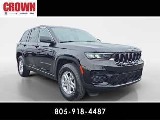 Certified 2023 Jeep Grand Cherokee Laredo image 1